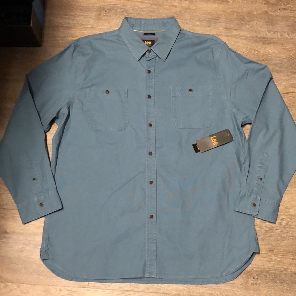 Brand ๐๐ฅ๐ฅ๐ฅLEE long sleeve shirt. - Picture 1 of 9